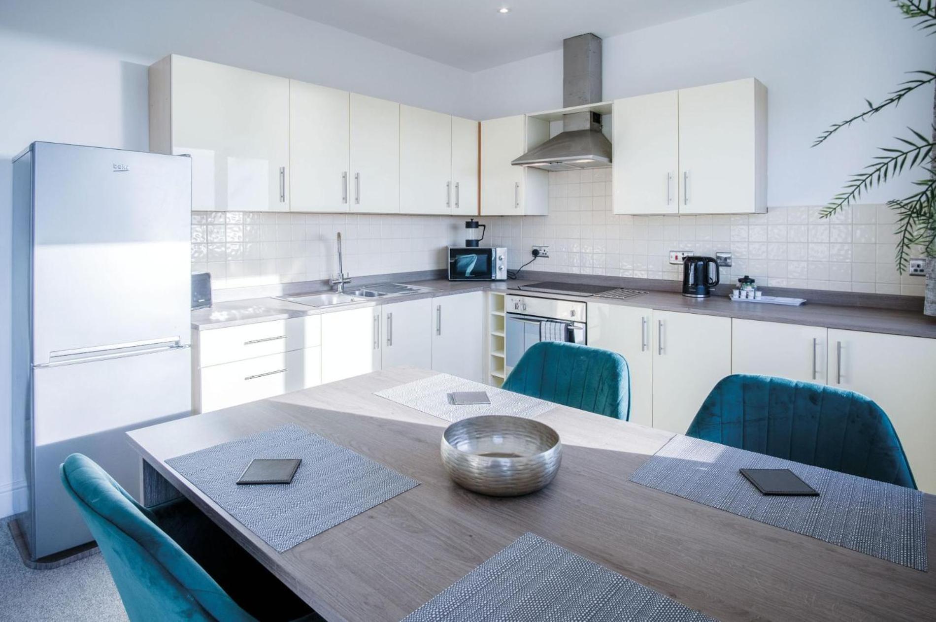 The Penthouse - 1 Bedroom Apartment - Ocean Breeze Порт-Ейнон Екстер'єр фото